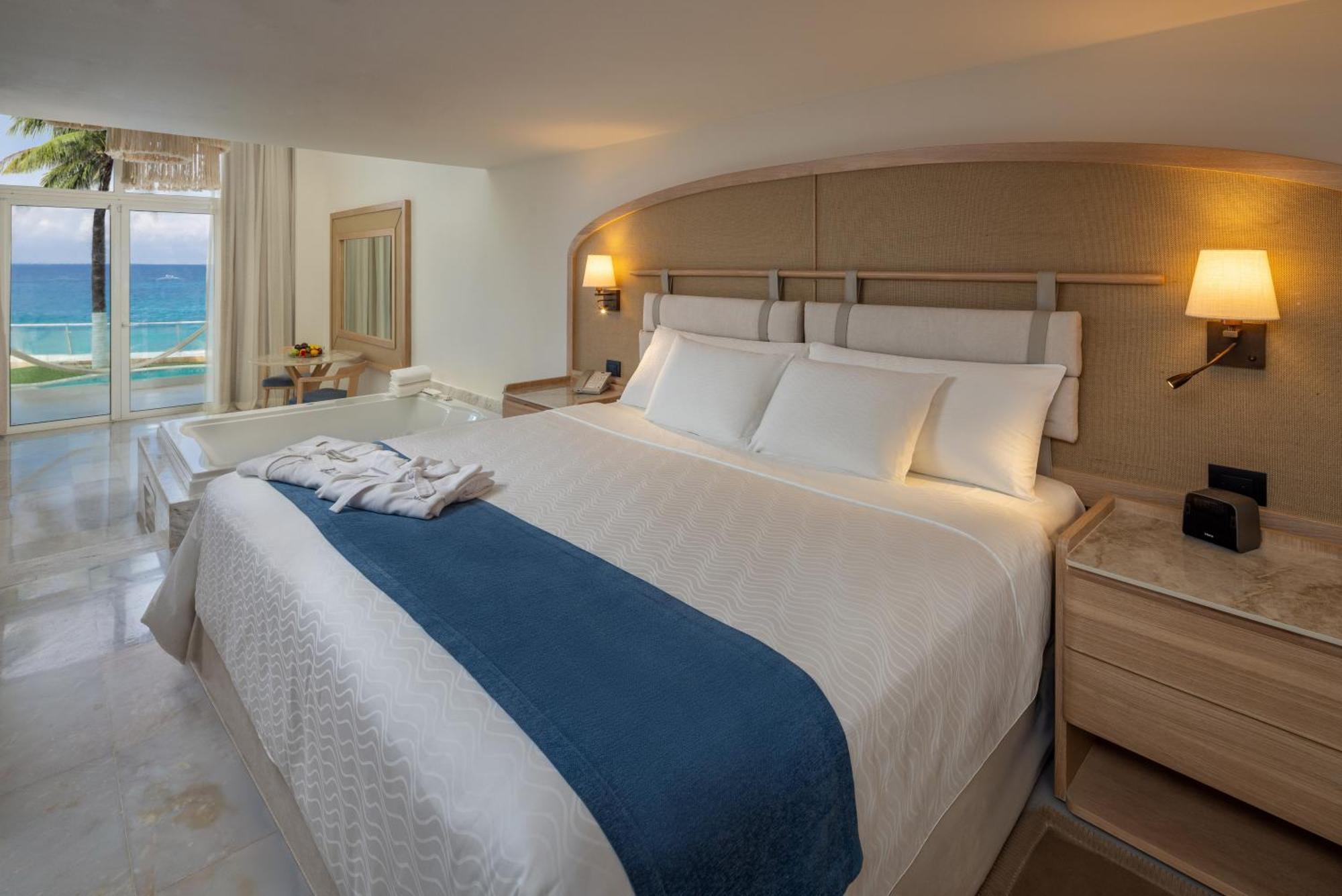 Superior Loft Suite Ocean View Kids & Teens