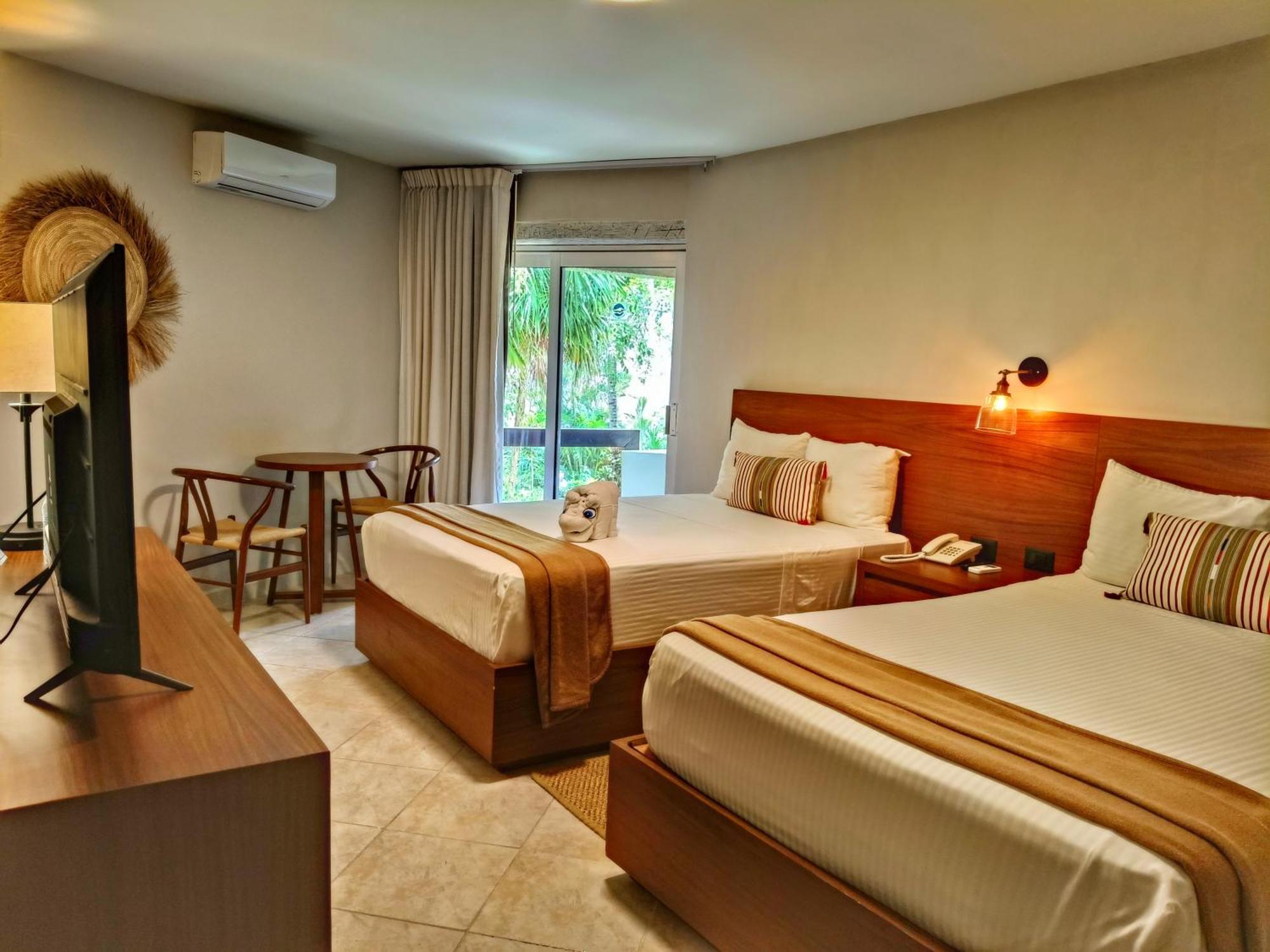 Superior Double or Twin Room Garden View